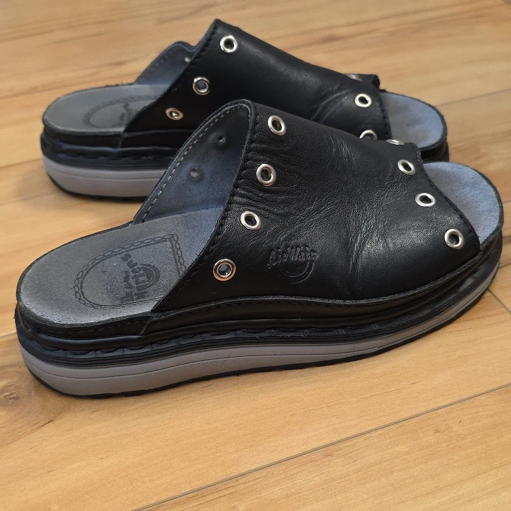 Dr. Martens Vintage Rare 9498 Black Slide Sandal w/ Grommets UK 6 Women 8-8.5🦋 - Picture 2 of 12